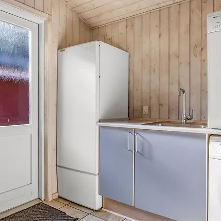 Сasa de vacaciones Guthmund - 1km From The Sea By Interhome *